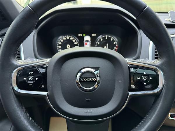 沃尔沃XC90 2021款 B5 智行豪华版 5座