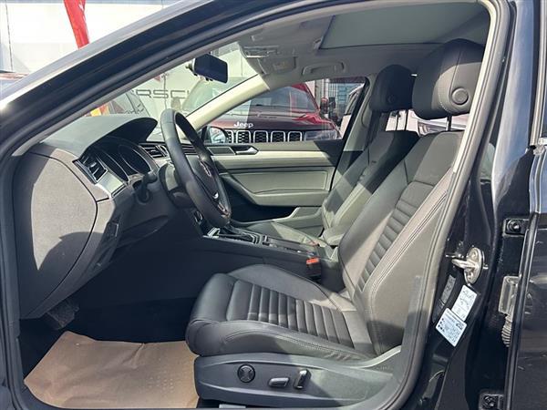 迈腾 2018款 330TSI DSG 领先型