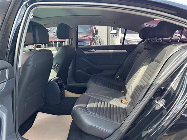 迈腾 2018款 330TSI DSG 领先型