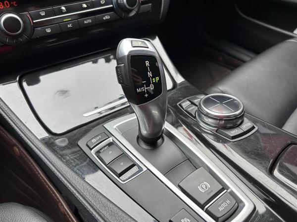 宝马5系 2013款 525Li 豪华型
