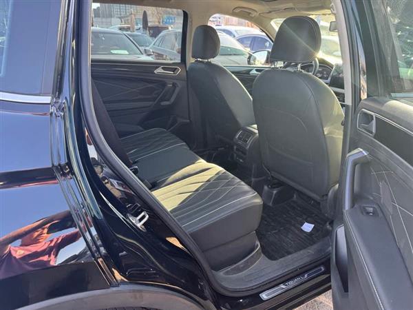 途观L 2022款 330TSI 自动两驱智享版