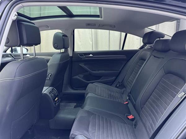 迈腾 2020款 330TSI DSG 豪华型