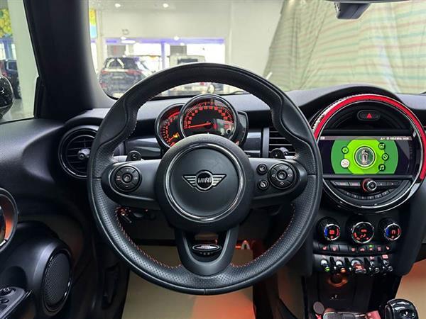 MINI 2019款 2.0T COOPER S 赛车手