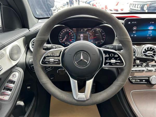 奔驰GLC 2022款 GLC 260 L 4MATIC 动感型