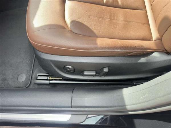 奥迪A6L 2014款 30 FSI 舒适型