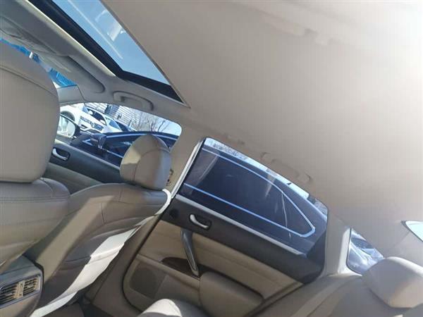 天籁 2011款 2.5L XL荣耀版