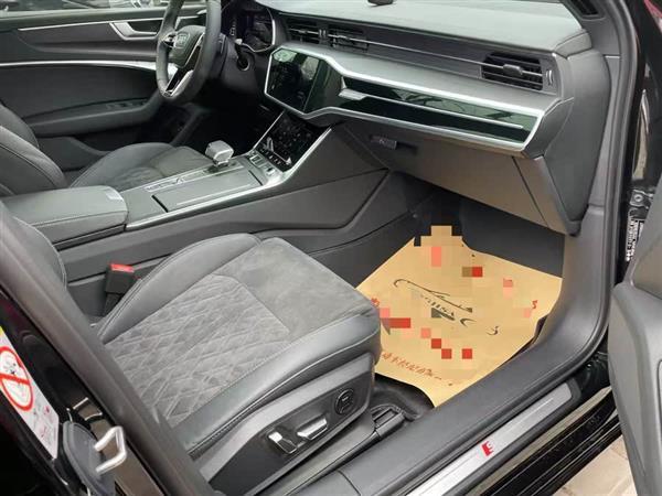 奥迪A6L 2024款 40 TFSI 豪华动感型