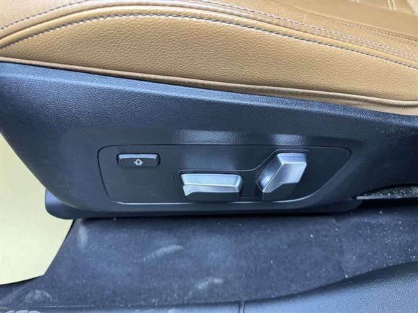 宝马X3 2018款 xDrive28i M运动套装 国VI