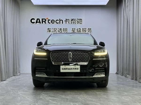 飞行家 2023款 3.0T V6 四驱尊雅巡航版 七座