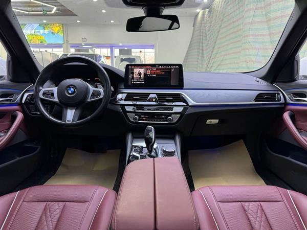 宝马5系 2021款 改款 530Li 领先型 M运动套装
