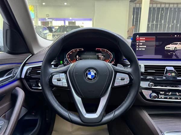 宝马5系 2021款 530Li 领先型 豪华套装