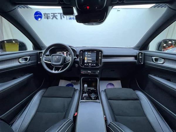 沃尔沃XC40 2020款 T4 四驱智远运动版