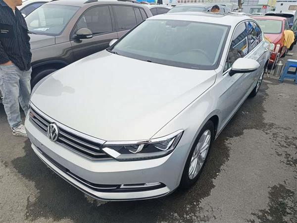 迈腾 2018款 改款 330TSI DSG 豪华型