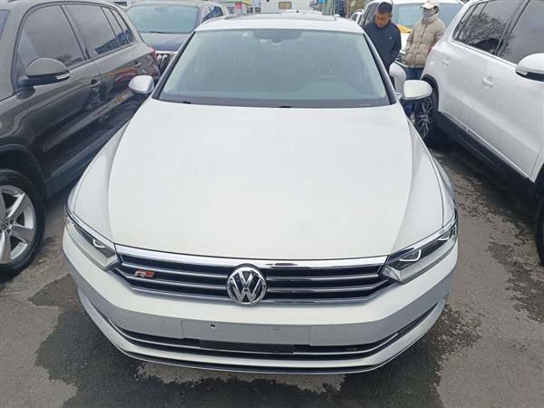 迈腾 2018款 改款 330TSI DSG 豪华型