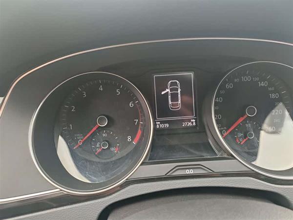 迈腾 2018款 改款 330TSI DSG 豪华型