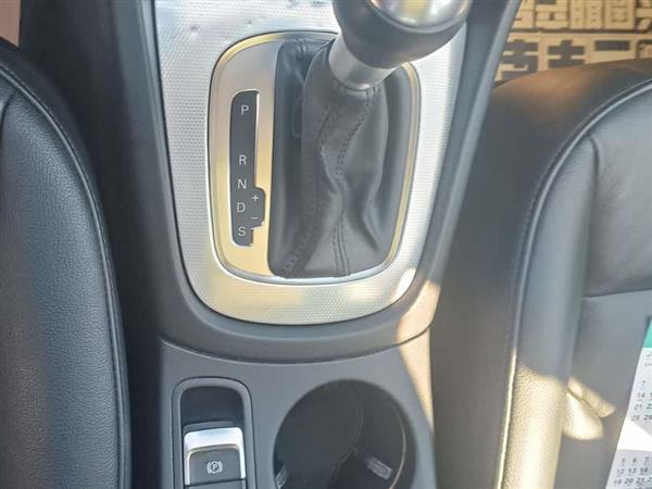 奥迪Q3 2013款 35 TFSI quattro 舒适型