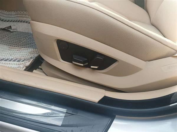 宝马5系 2013款 530Li 领先型