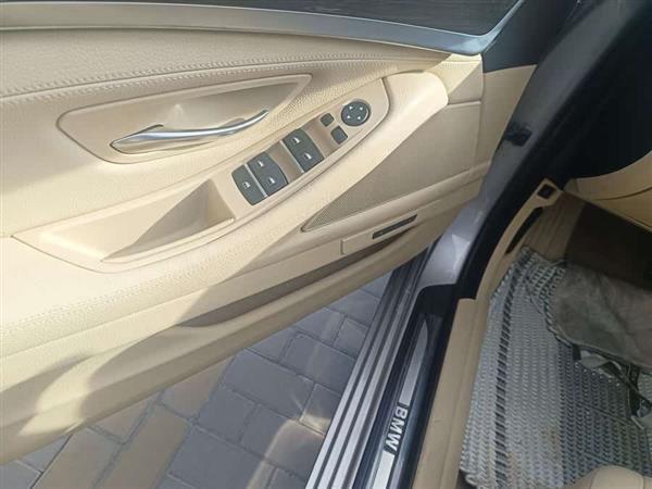 宝马5系 2013款 530Li 领先型