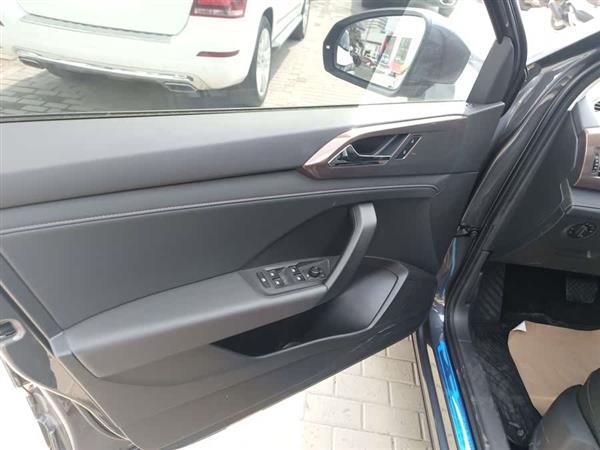 途岳 2022款 280TSI 两驱舒适版