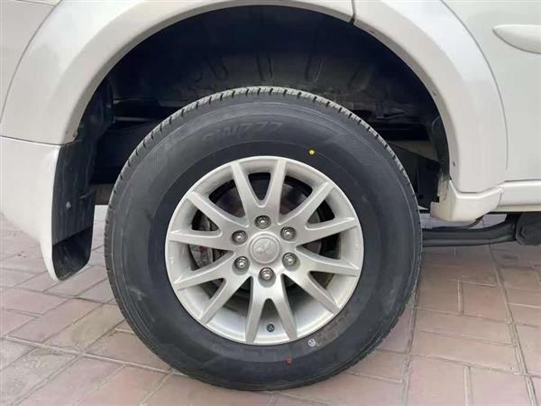 帕杰罗·劲畅 2013款 3.0L 自动四驱旗舰版