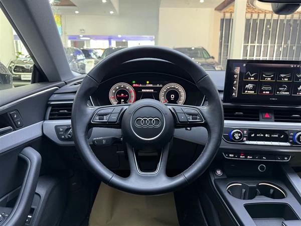 奥迪A5(进口) 2021款 Sportback 40 TFSI 时尚动感型