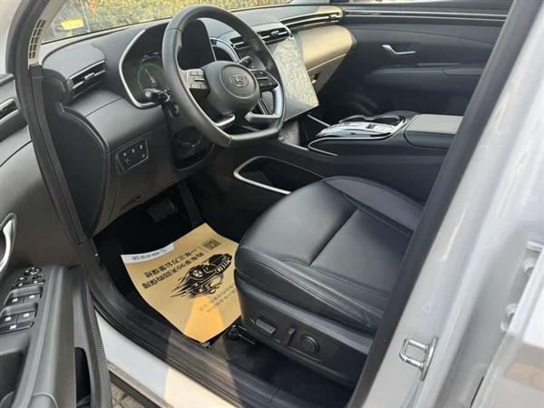 途胜 2023款 途胜L 1.5T 自动两驱LUX尊贵版