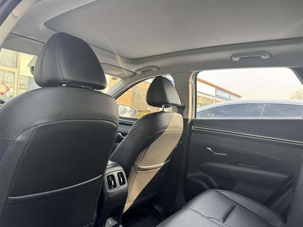 途胜 2023款 途胜L 1.5T 自动两驱LUX尊贵版