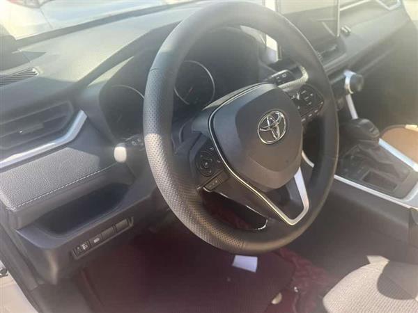 RAV4荣放 2020款 2.0L CVT两驱都市版