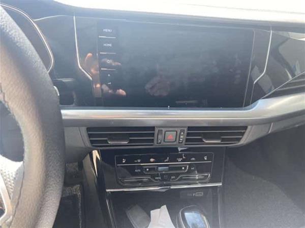 帕萨特 2023款 改款 380TSI 豪华版