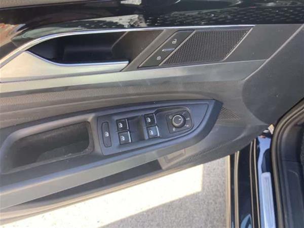 帕萨特 2023款 改款 380TSI 豪华版