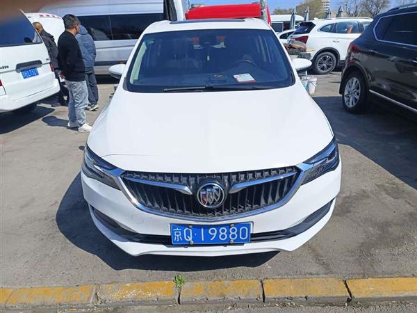 别克GL6 2018款 18T 6座尊贵型