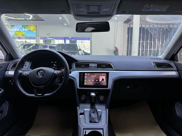 凌渡 2021款 230TSI DSG风尚版