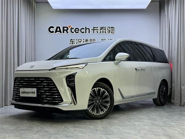 别克GL8 2025款 陆尊 智享版