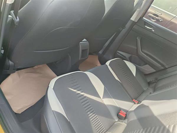 Polo 2023款  Plus 1.5L 自动炫彩科技版
