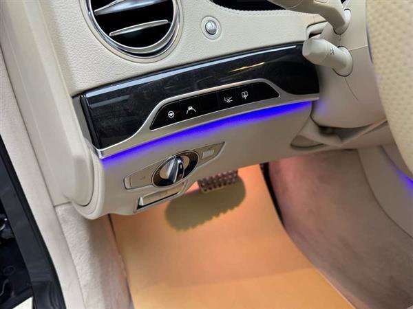 奔驰S级 2018款 S 500 L 4MATIC