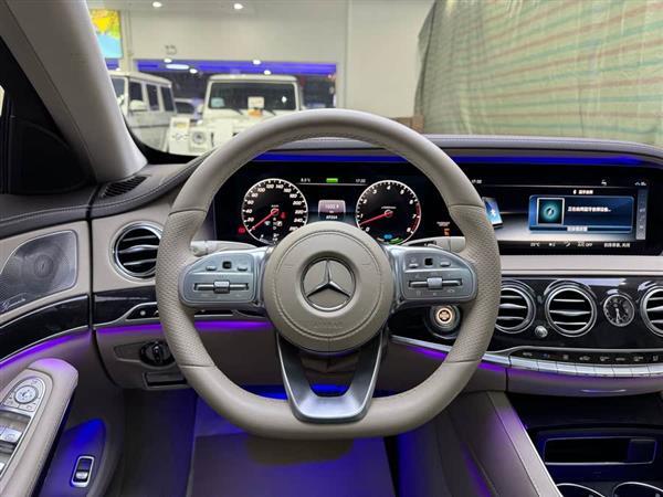 奔驰S级 2018款 S 500 L 4MATIC