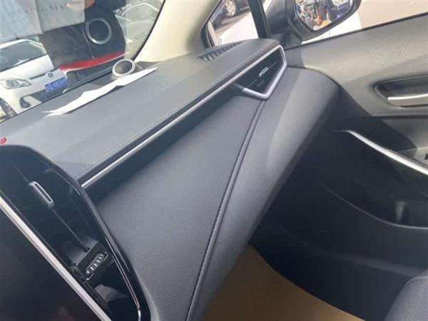 卡罗拉 2021款 双擎 1.8L E-CVT旗舰版