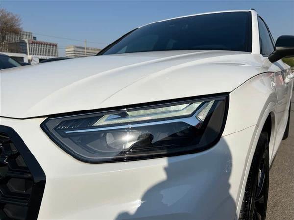 奥迪Q5L 2023款 40T 豪华动感型