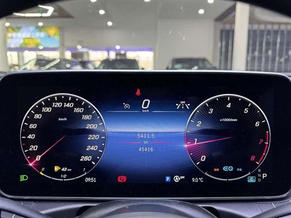奔驰C级 2022款 C 260 L 运动版
