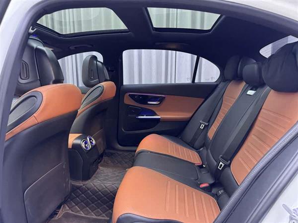 奔驰C级 2022款 C 260 L 运动版