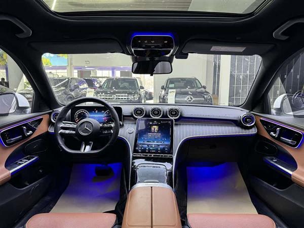 奔驰C级 2022款 C 260 L 运动版