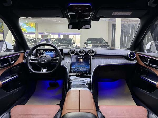 奔驰C级 2022款 C 260 L 运动版