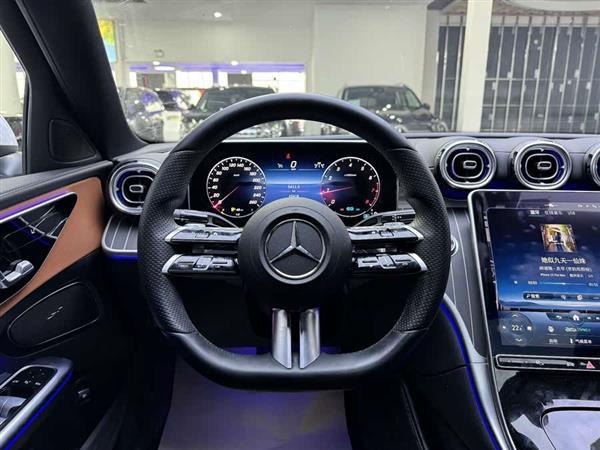 奔驰C级 2022款 C 260 L 运动版