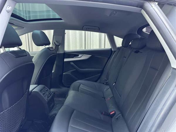 奥迪A5(进口) 2021款 Sportback 40 TFSI 时尚动感型
