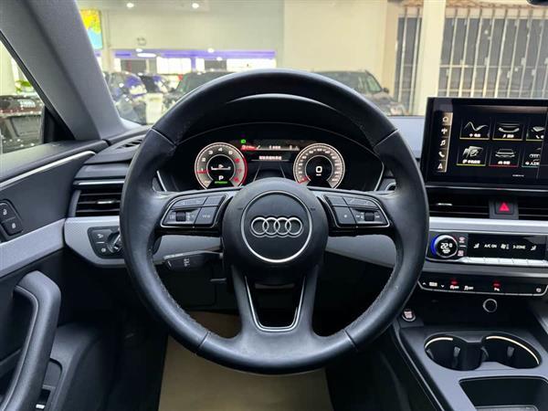 奥迪A5(进口) 2021款 Sportback 40 TFSI 时尚动感型