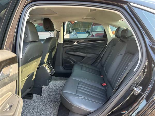 帕萨特 2022款 280TSI 商务版
