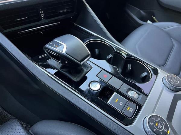 途锐 2020款 2.0TSI 锐尚版 国VI