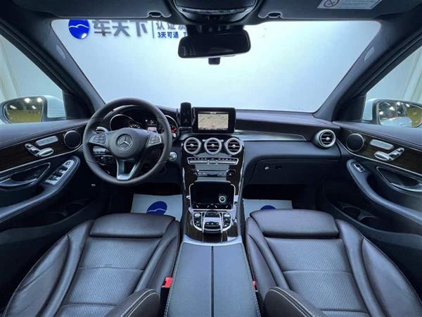 奔驰GLC 2018款 改款 GLC 260 4MATIC 豪华型