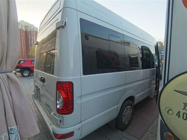 依维柯褒迪 2017款 3.0T尊享A42客车高顶16-17座F1CE34818