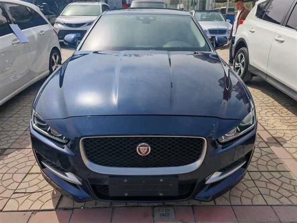 捷豹XE 2018款 2.0T 300PS 四驱R-Sport运动版